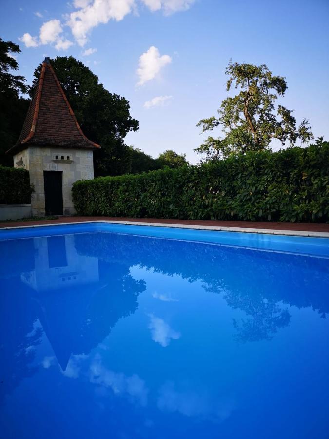 Bed and breakfast Le Manoir de Nabinaud Extérieur photo